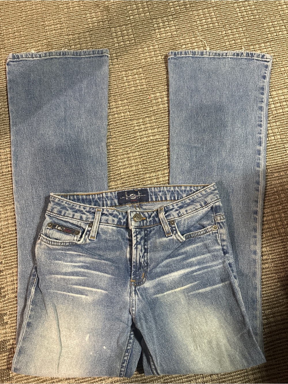 Vintage Women's Light Blue Washed Straight Jeans